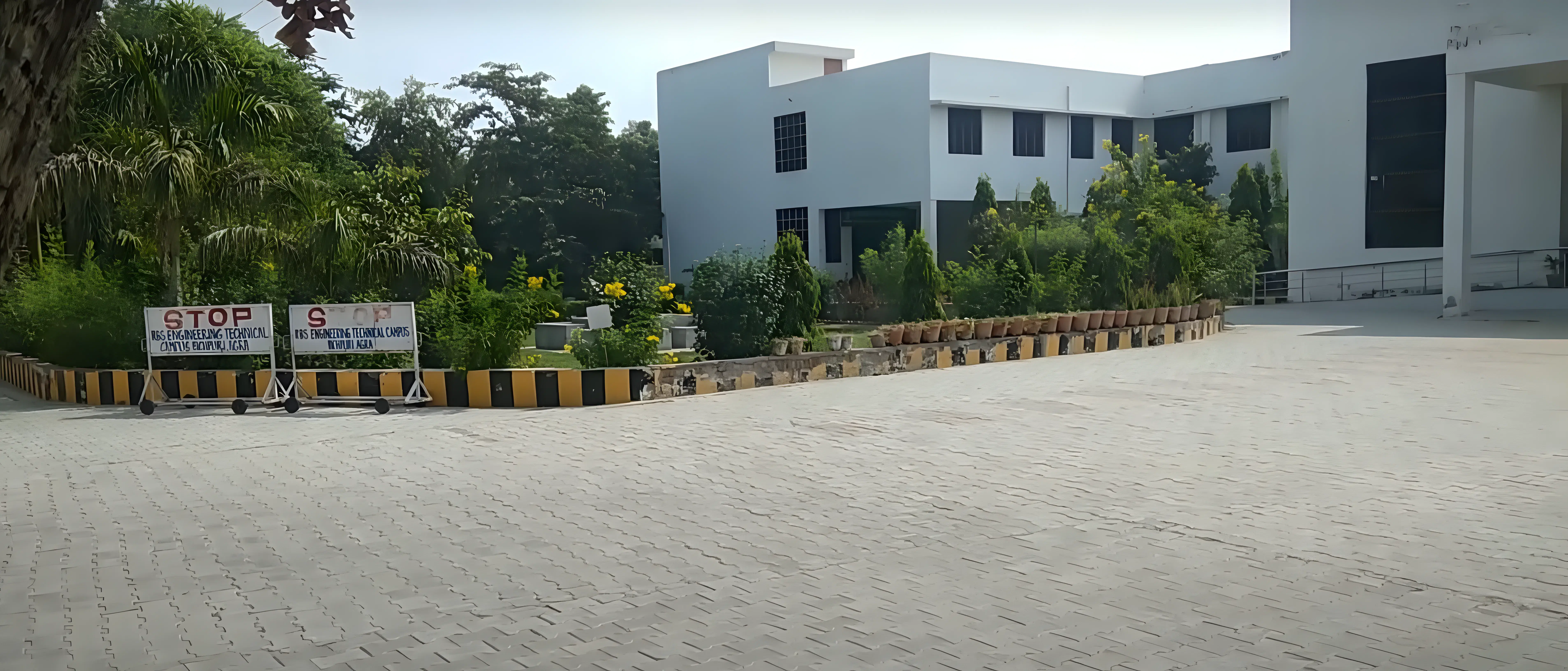 Raja Balwant Singh Engineering Technical Campus Agra infrastructure photo 9